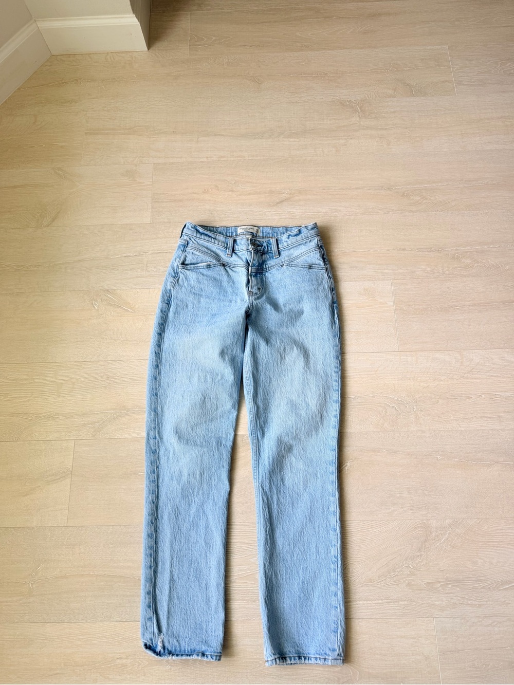 Abercrombie & Fitch Light Blue Straight-Leg Women's Jeans
